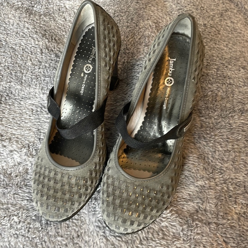 Jambu Comfort Heels